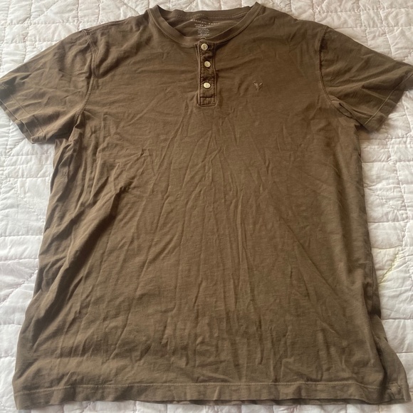 American Eagle t-shirt, Brown, 3 button, men’s Large - Picture 1 of 6